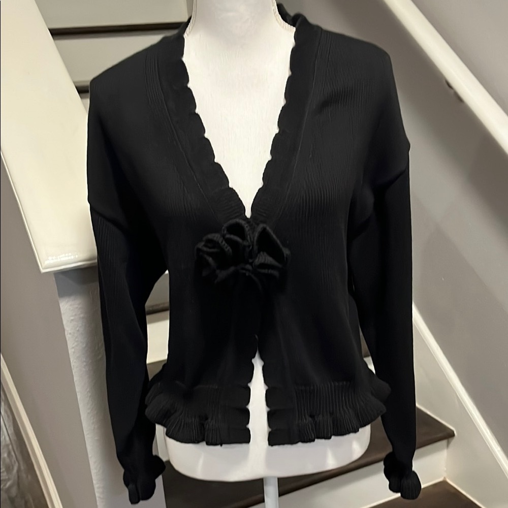 Aaron & Amber Flower Ruffle Black Cardigan. Sz Lg.